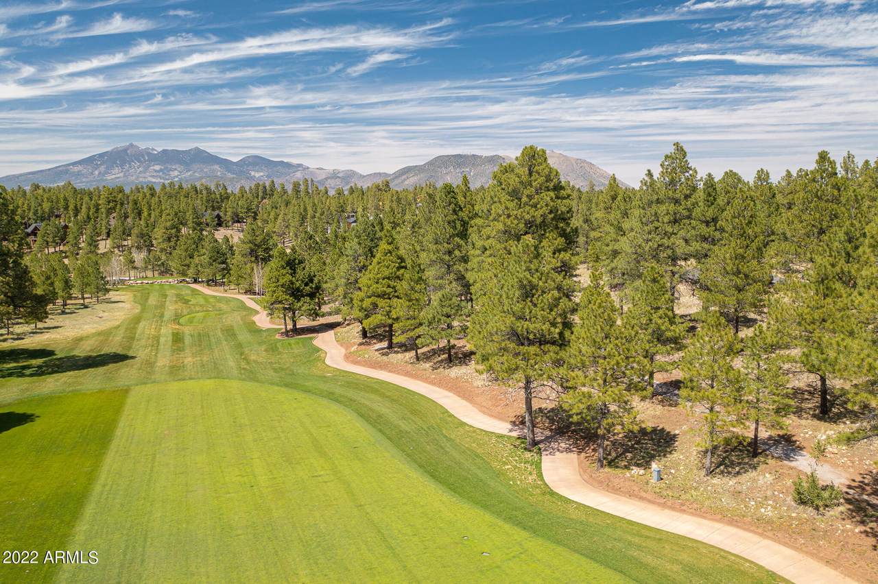 2961 Solitaires Canyon Drive - Photo 1