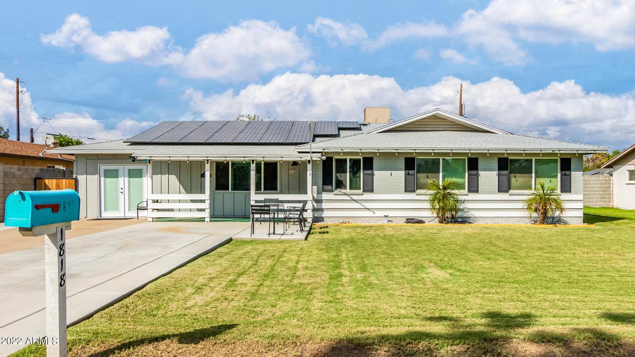 1818 Vista Avenue - Photo 1