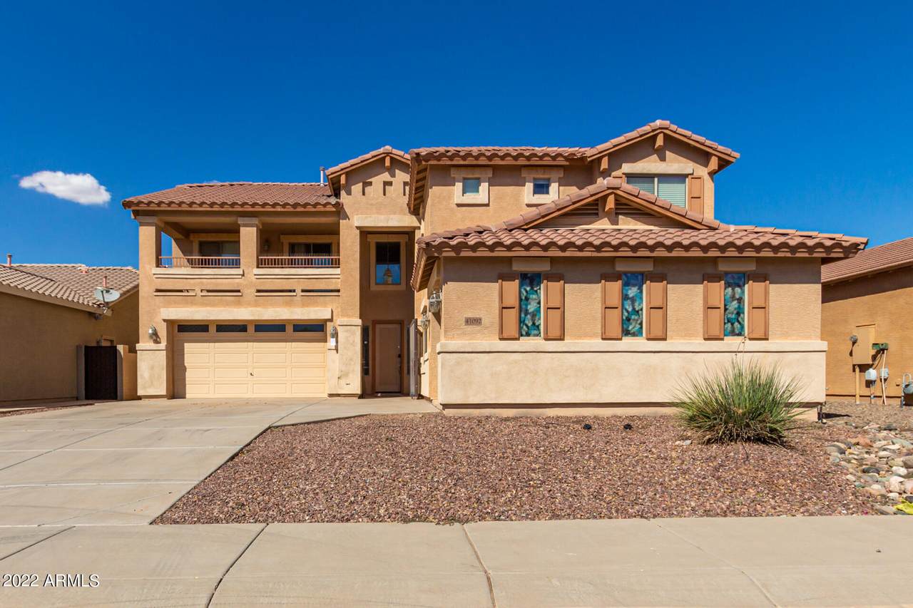 41092 Robbins Drive - Photo 1