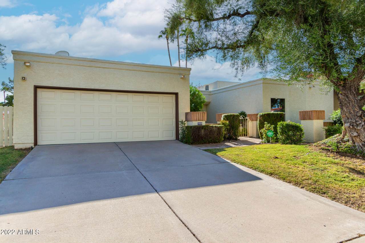 8950 87TH Court - Photo 1
