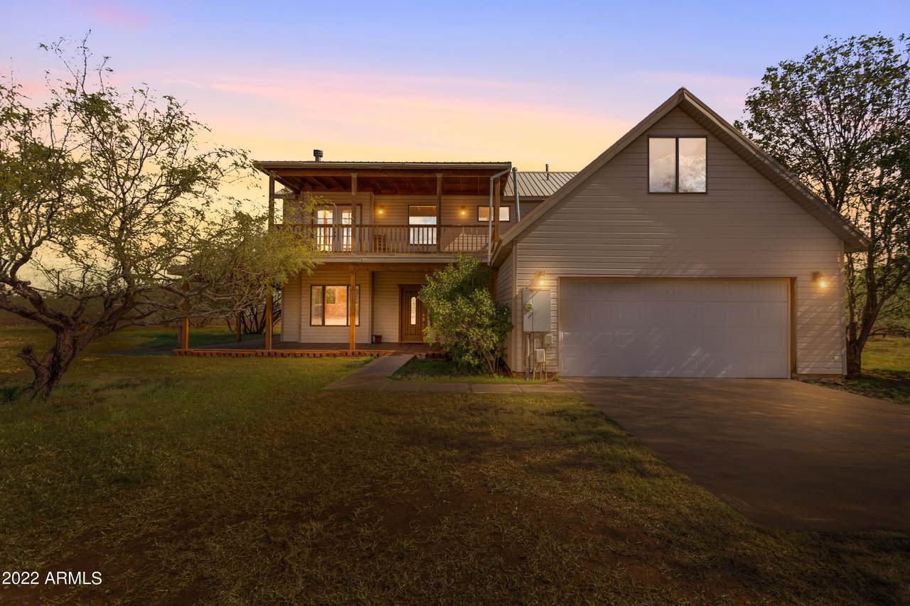 4307 Sagebrush Road - Photo 1