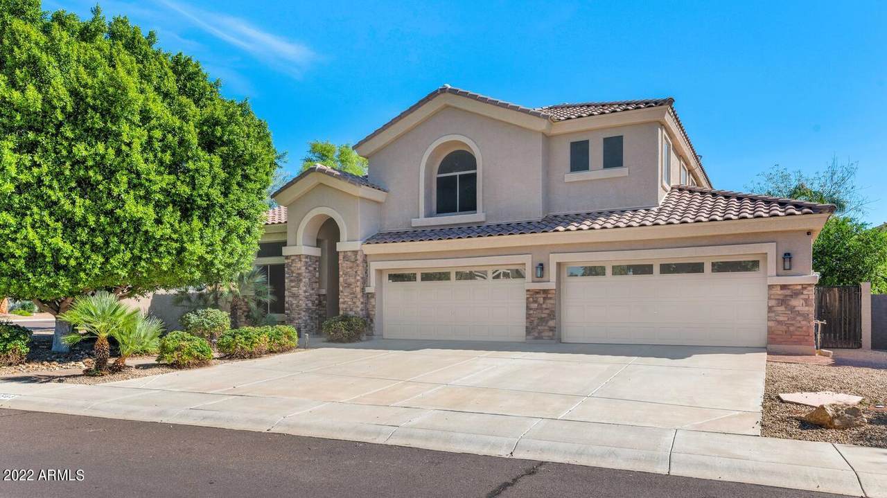 25563 68TH Lane - Photo 1