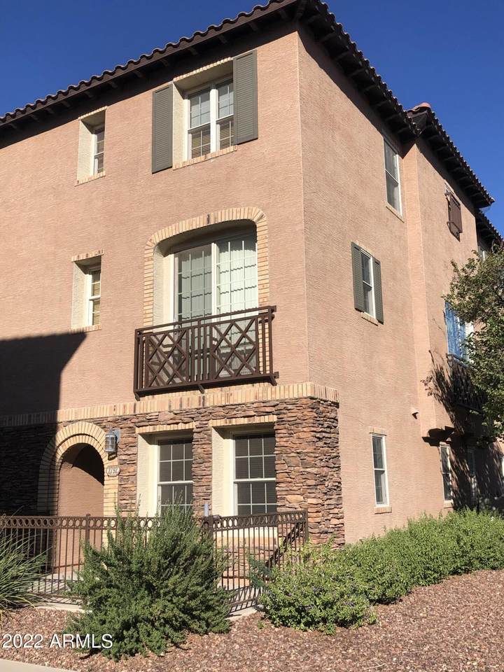 2792 Bahama Drive - Photo 1