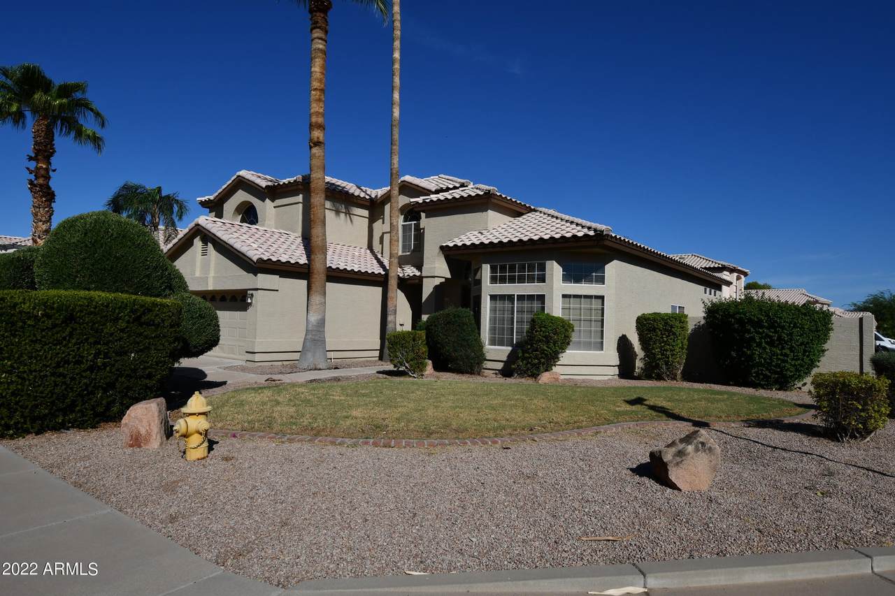 860 Laredo Avenue - Photo 1