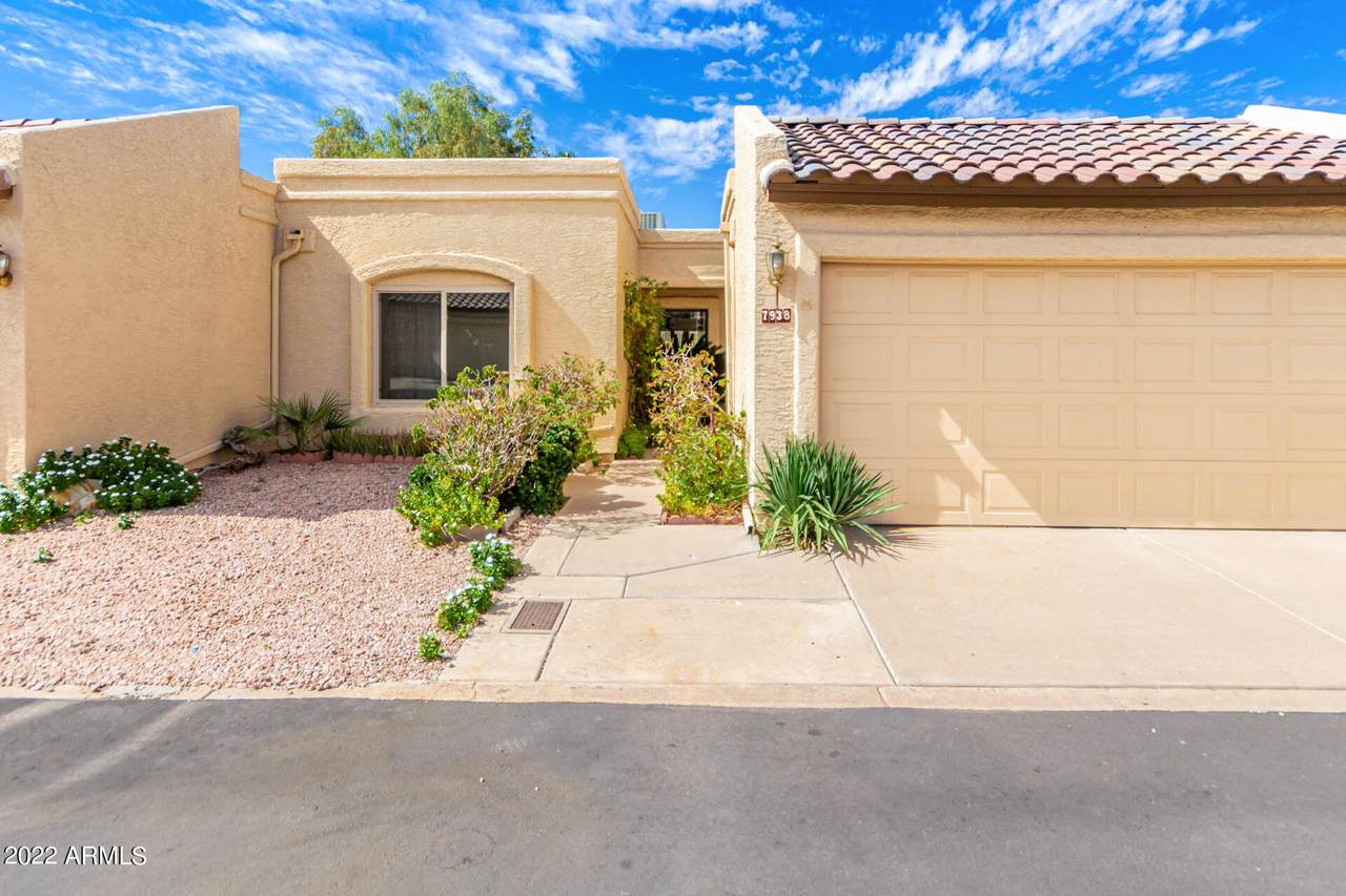 7938 Fountain Cove - Photo 1