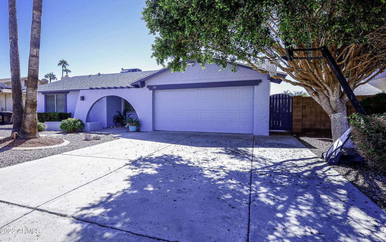 835 Lindner Avenue - Photo 1