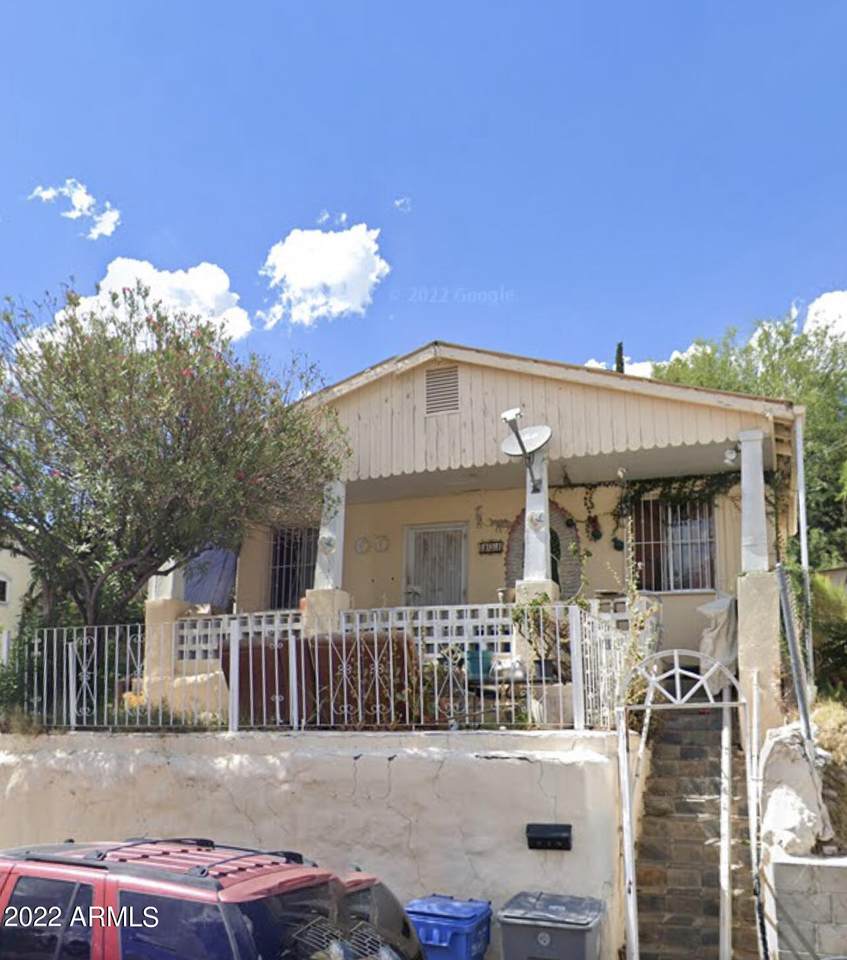 434 Elm Street - Photo 1