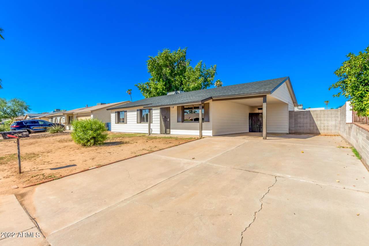 3656 Willow Avenue - Photo 1