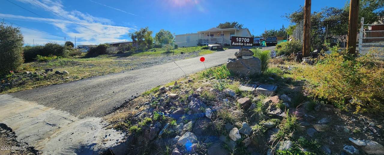 10700 Austin Lane - Photo 1