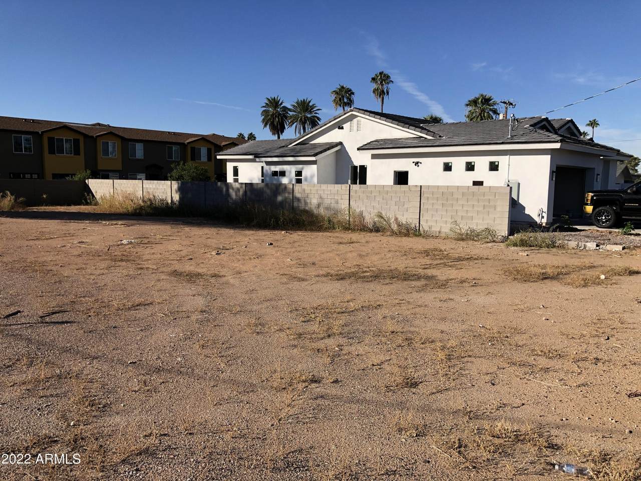1305 Campbell Avenue - Photo 1