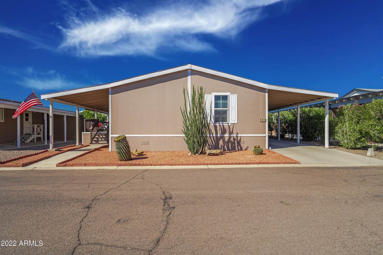 2501 Wickenburg Way - Photo 1