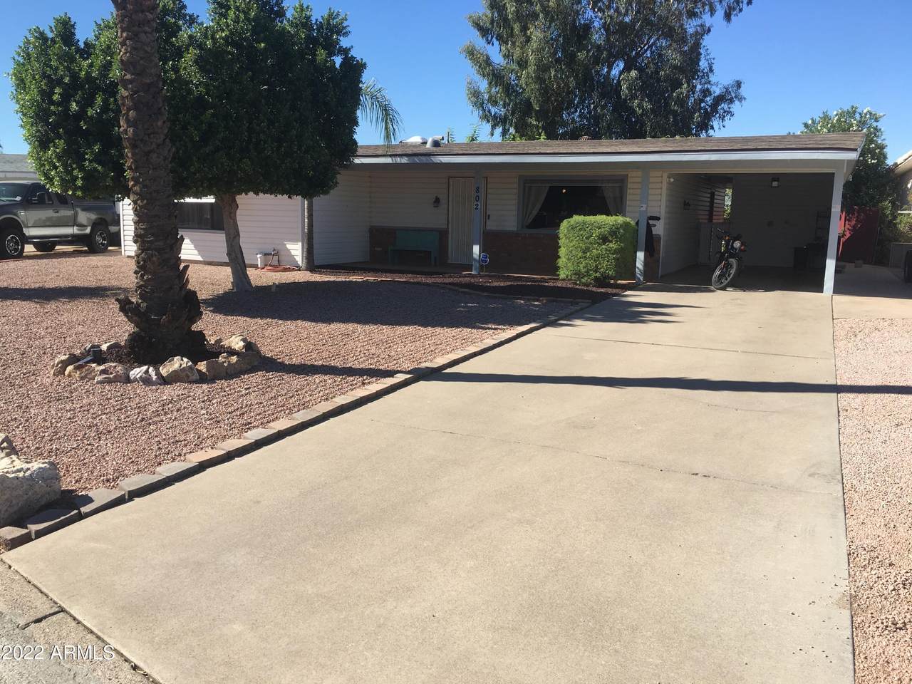 802 Longwood Loop - Photo 1