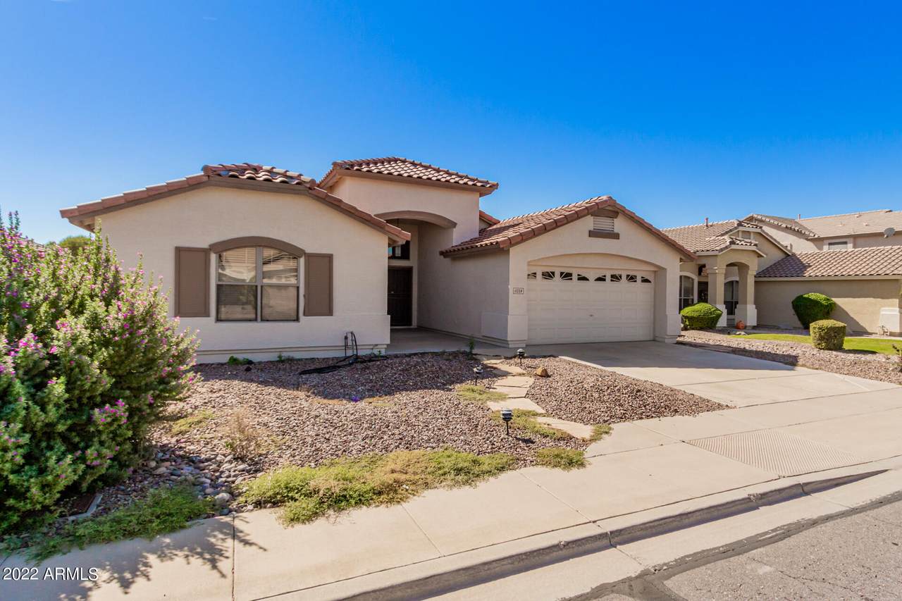 11259 Persimmon Avenue - Photo 1