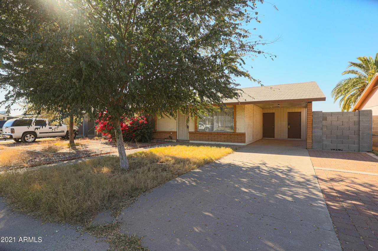 3020 87TH Avenue - Photo 1