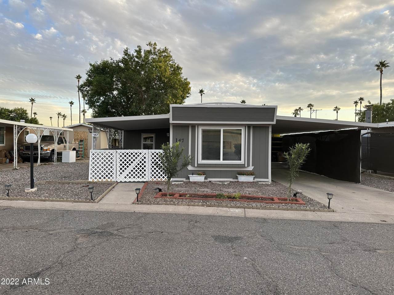 5950 Missouri Avenue - Photo 1