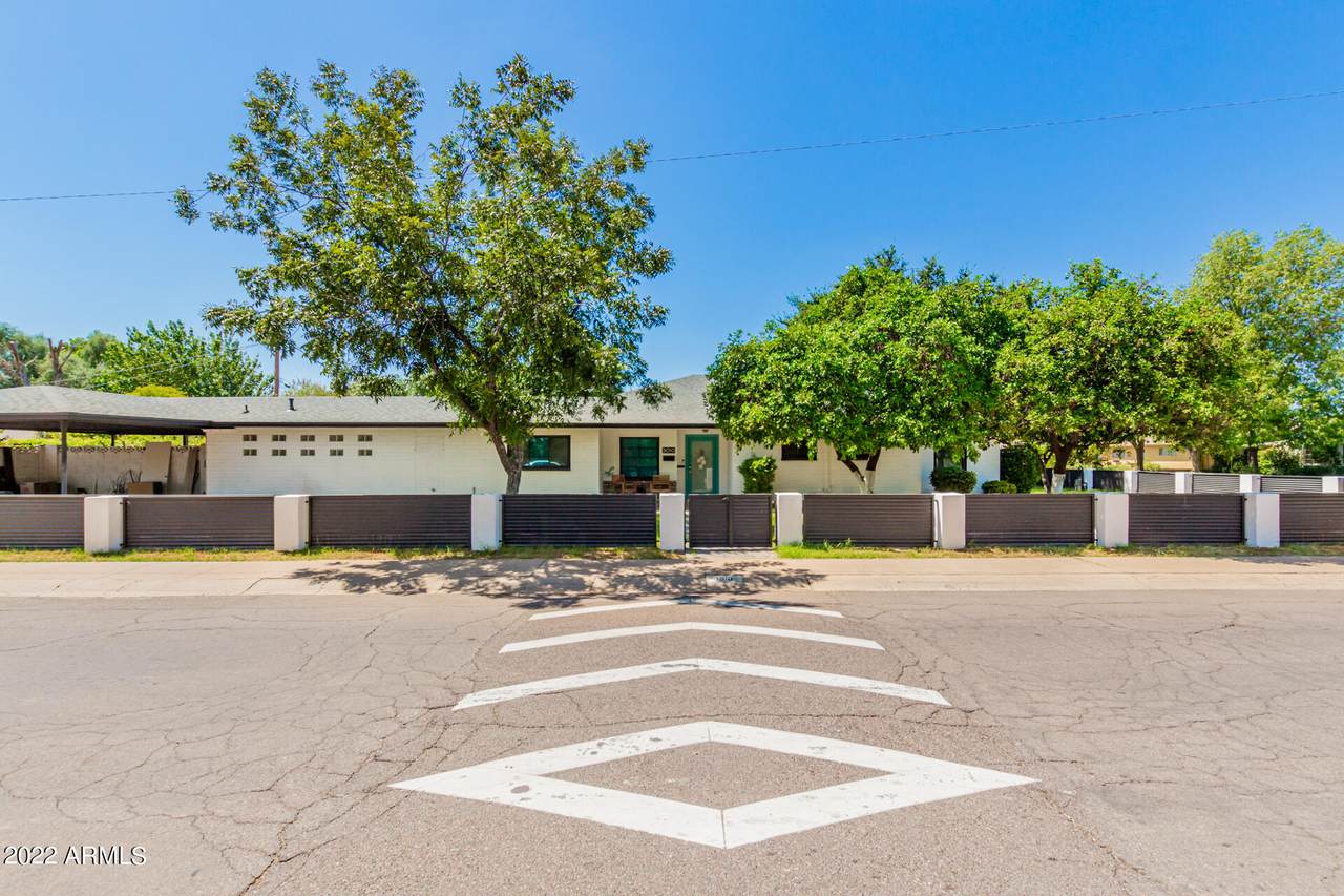3010 18TH Avenue - Photo 1