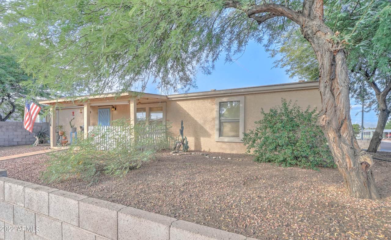 6501 Eva Street - Photo 1