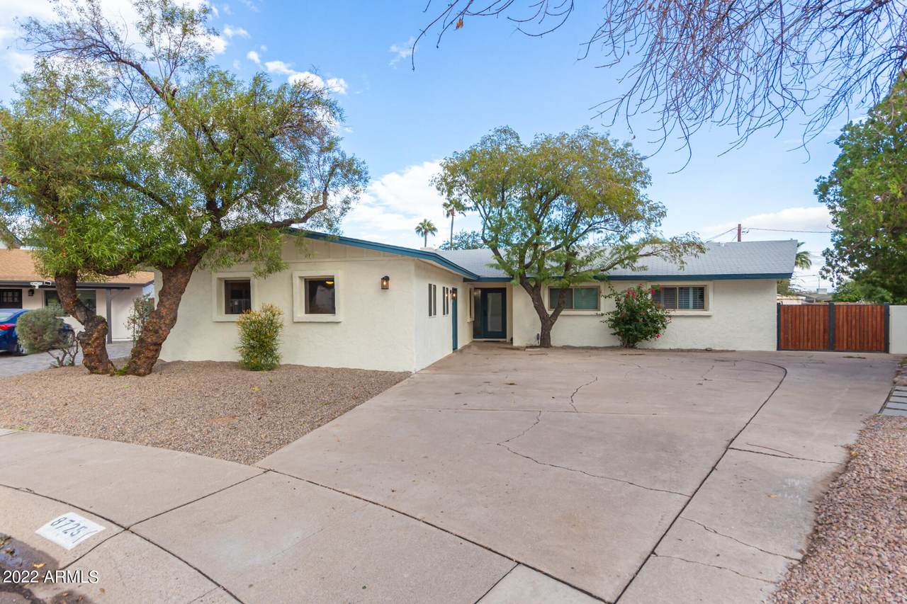 8725 Keim Drive - Photo 1