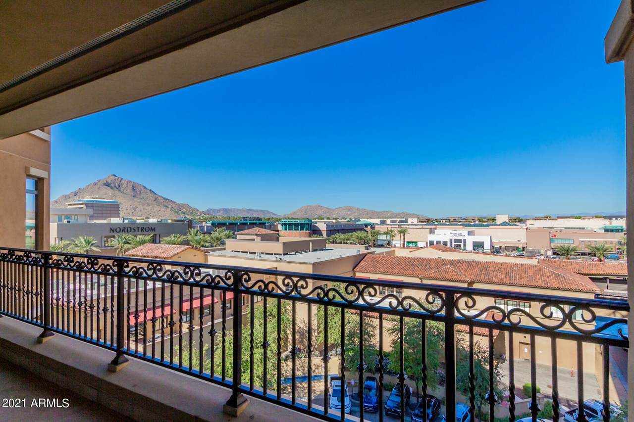 7175 Camelback Road - Photo 1