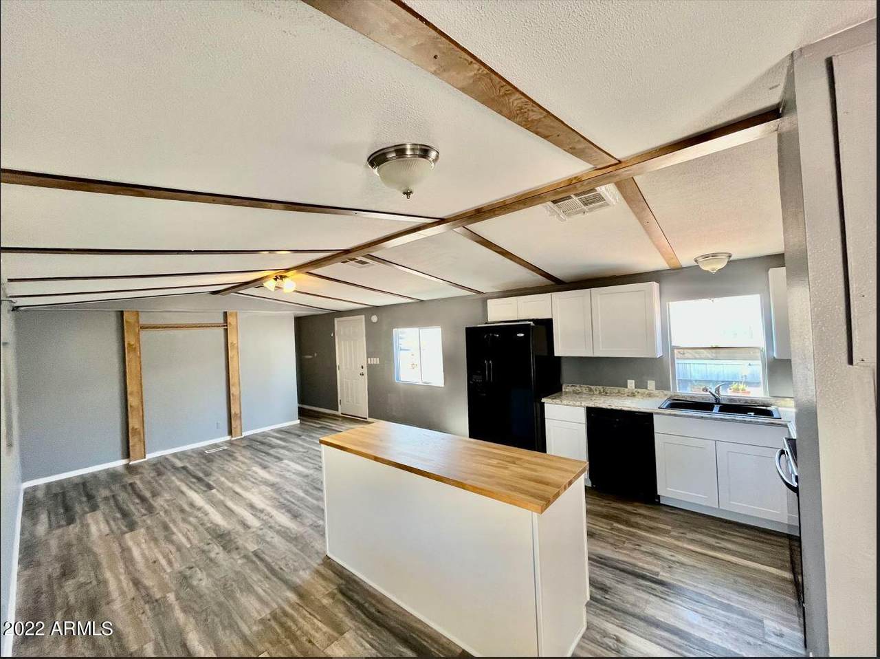 12721 Greenway Road - Photo 1