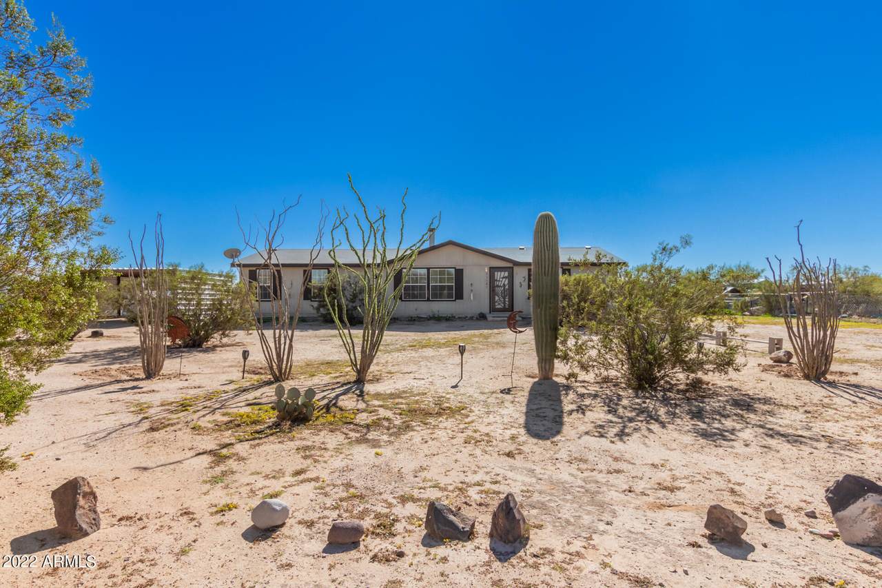 35123 Ashley Drive - Photo 1