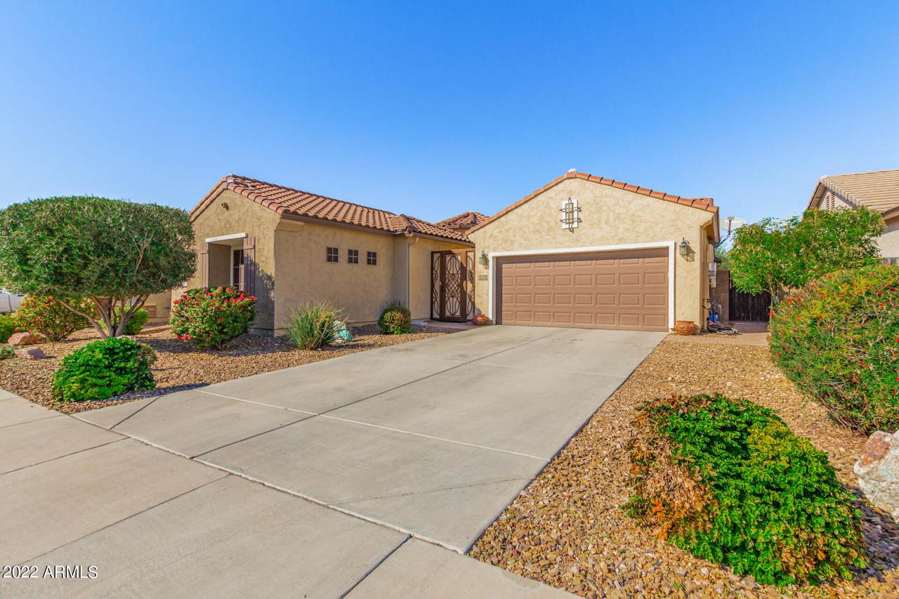 6720 Desert Blossom Way - Photo 1