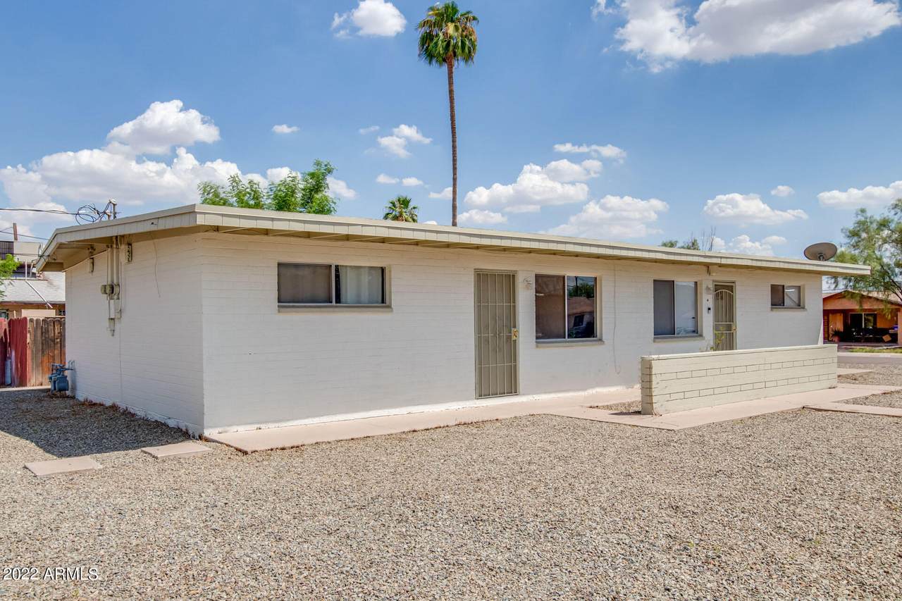 930 Henry Street - Photo 1