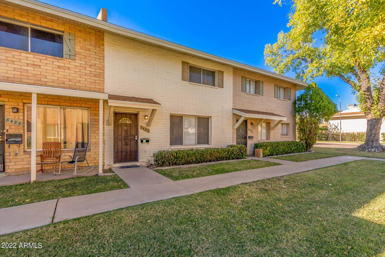 8423 Montebello Avenue - Photo 1