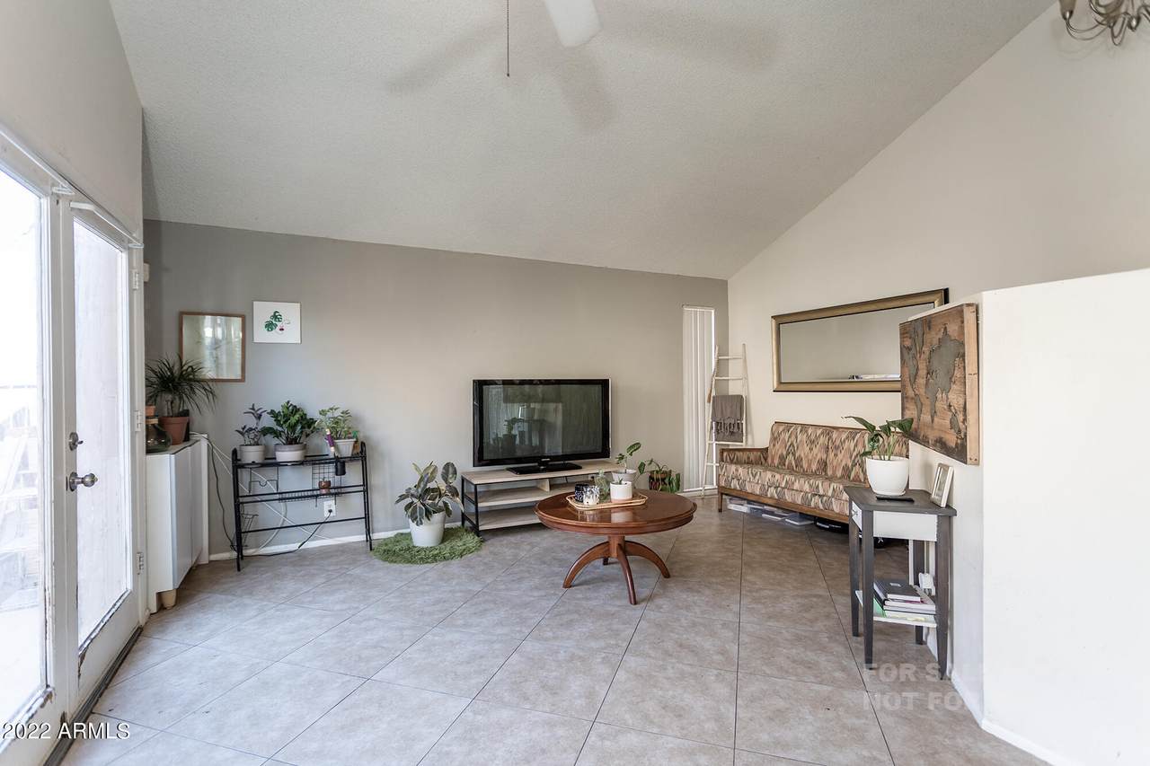 12445 21ST Avenue - Photo 1
