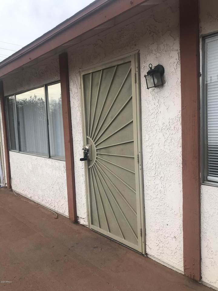 3326 Northern Avenue - Photo 1
