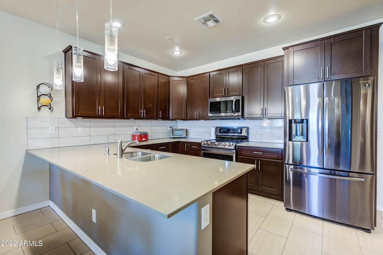 2821 Skyline Drive - Photo 1