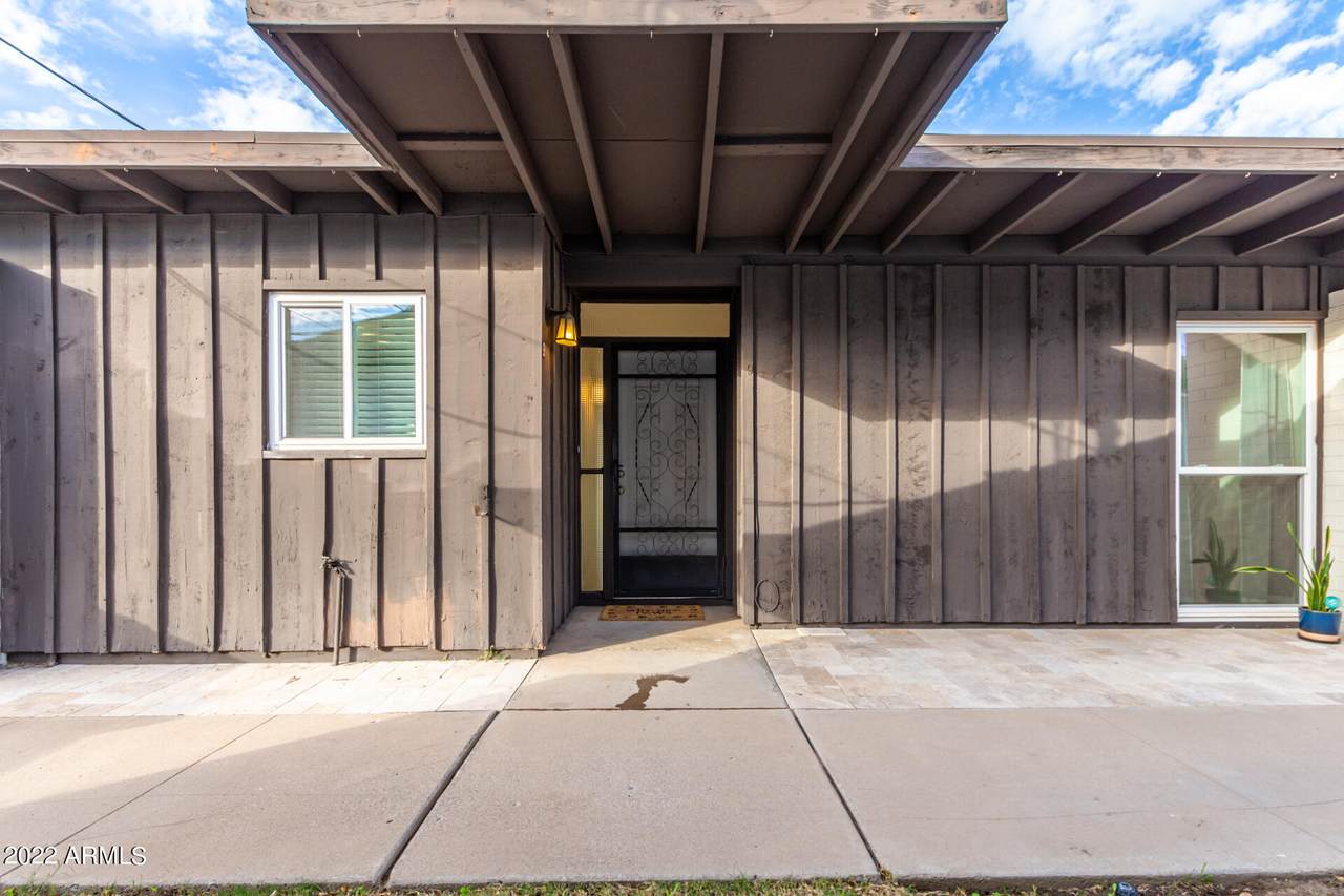 1450 Bethany Home Road - Photo 1