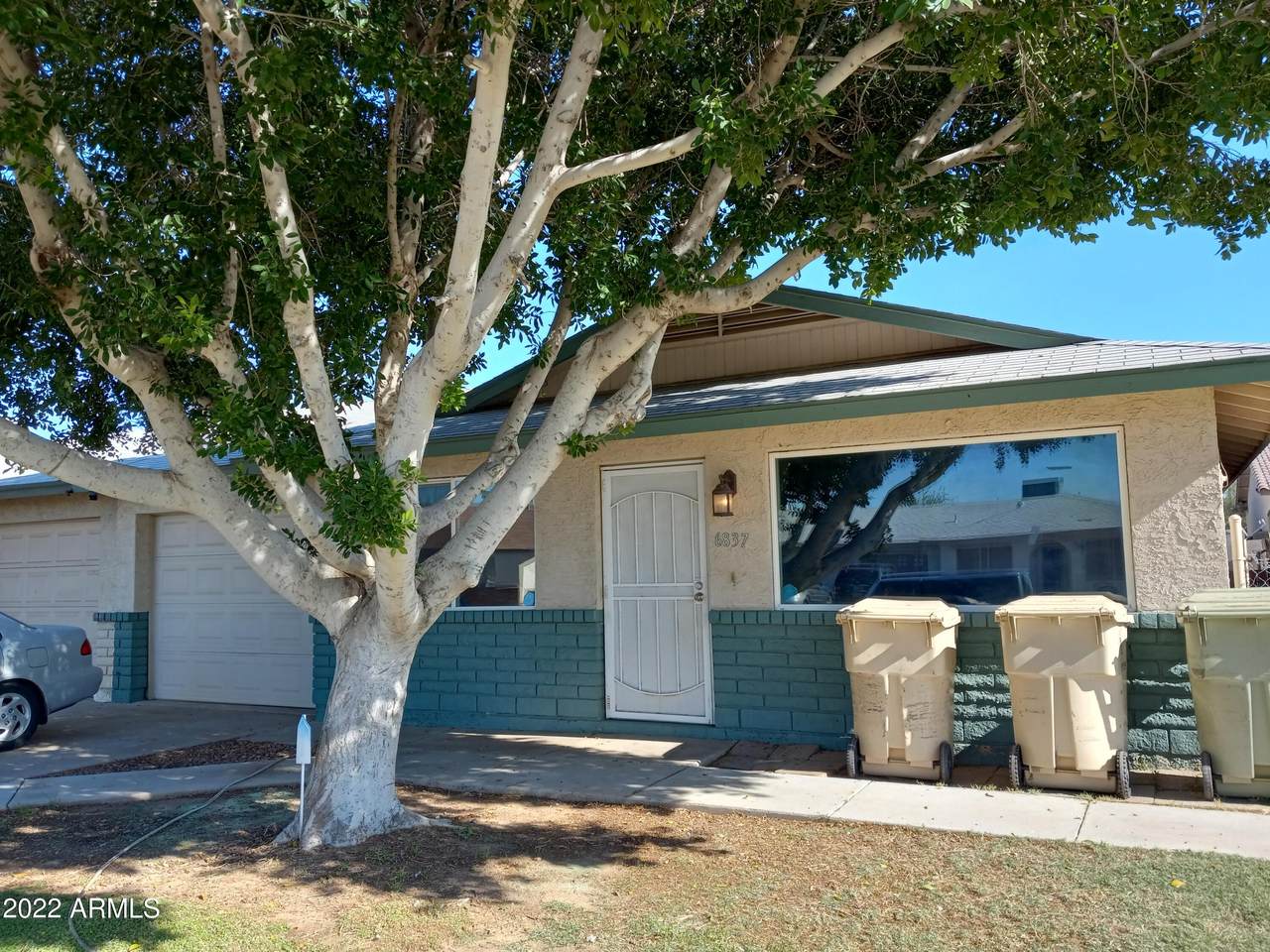 6837 81ST Lane - Photo 1