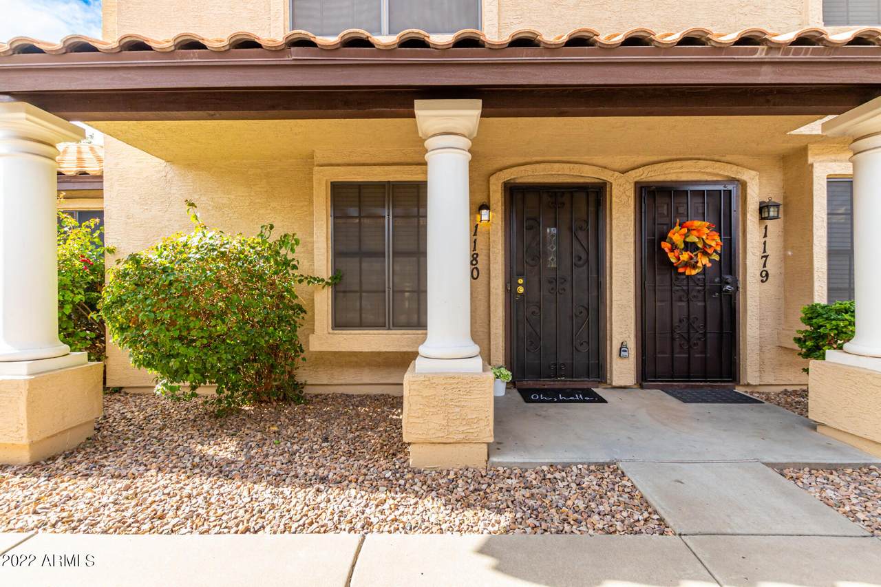 921 University Drive - Photo 1