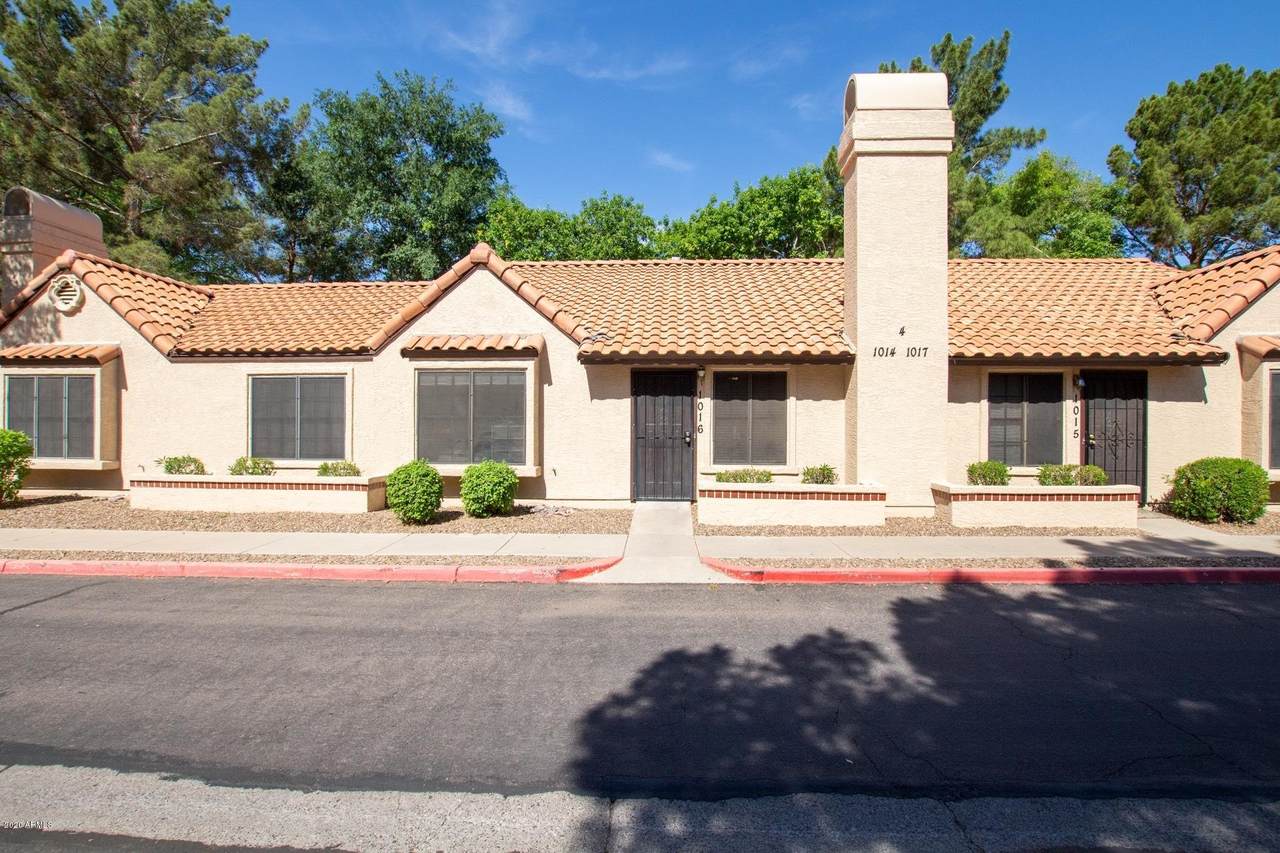 921 University Drive - Photo 1