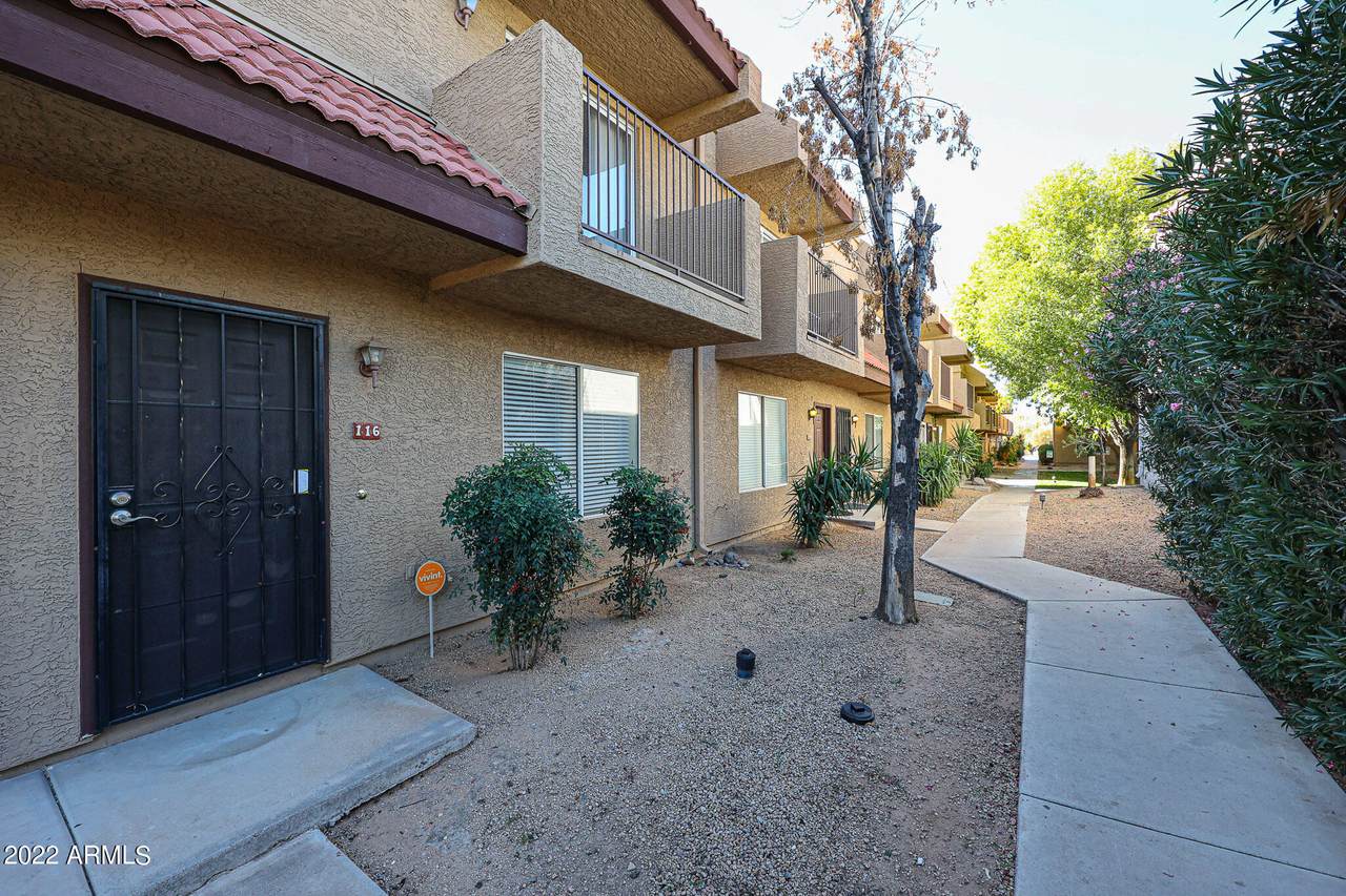 18239 40th Street - Photo 1