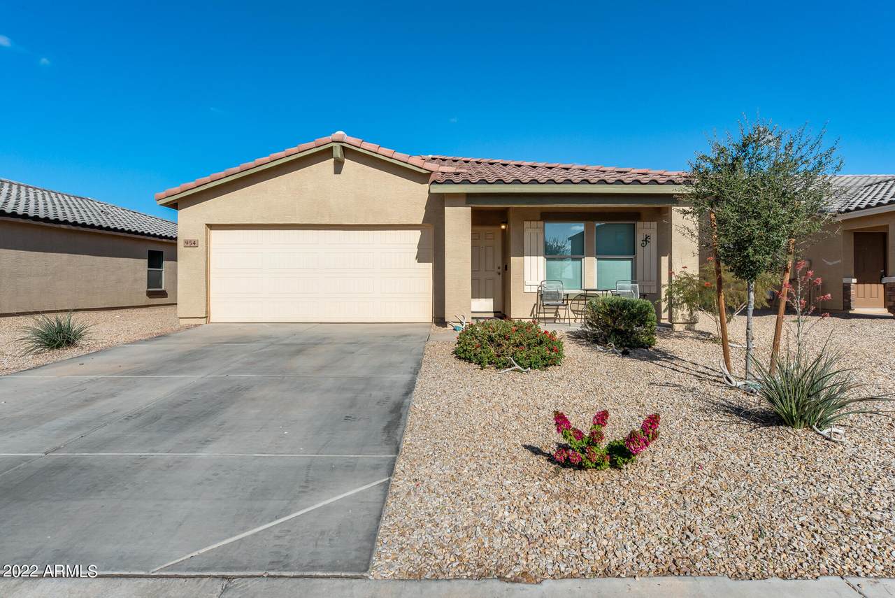 954 Starview Avenue - Photo 1