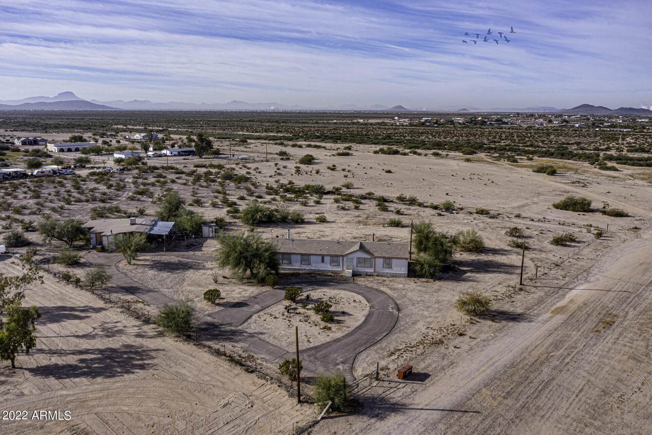 33303 Roeser Road - Photo 1