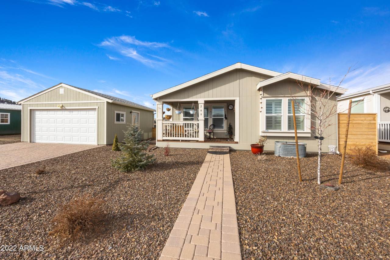 249 Morse Avenue - Photo 1