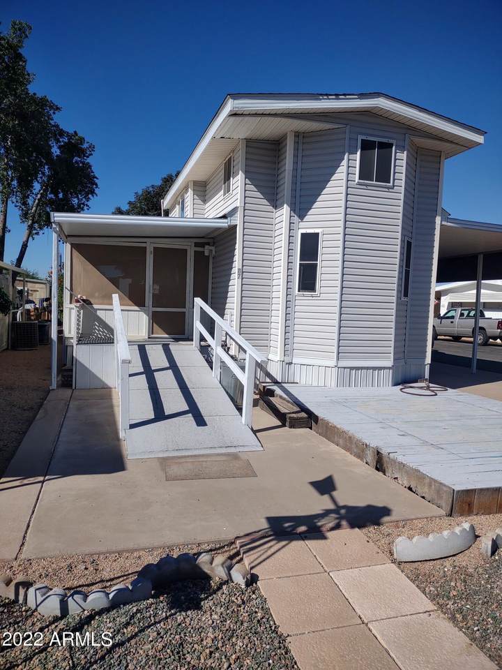 4800 Ocotillo Road - Photo 1