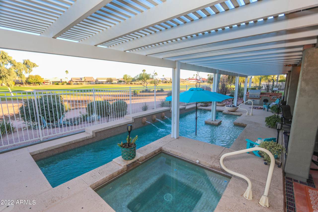 23705 Glenburn Drive - Photo 1