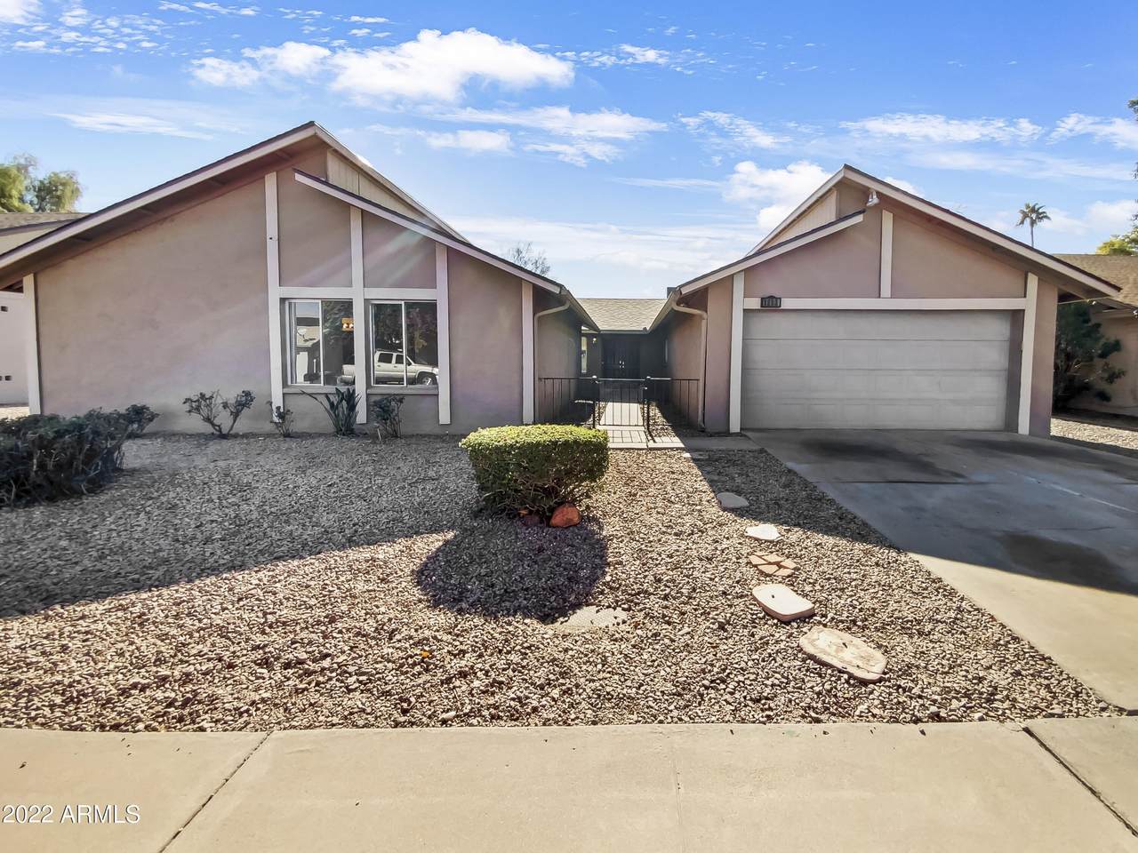 1253 Mendoza Avenue - Photo 1