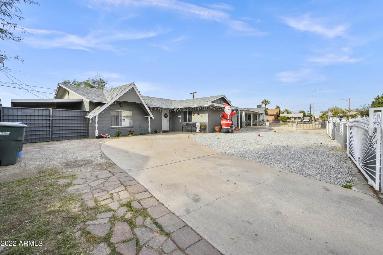 3132 53RD Lane - Photo 1