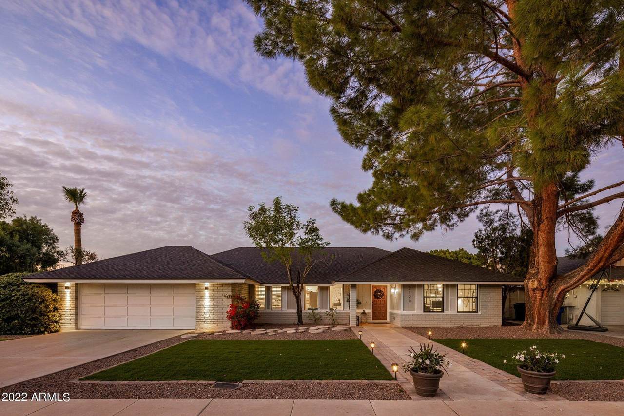 2120 Knoll Circle - Photo 1