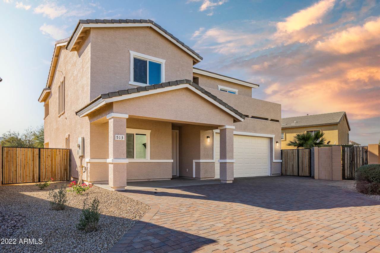 513 Desert Lane - Photo 1