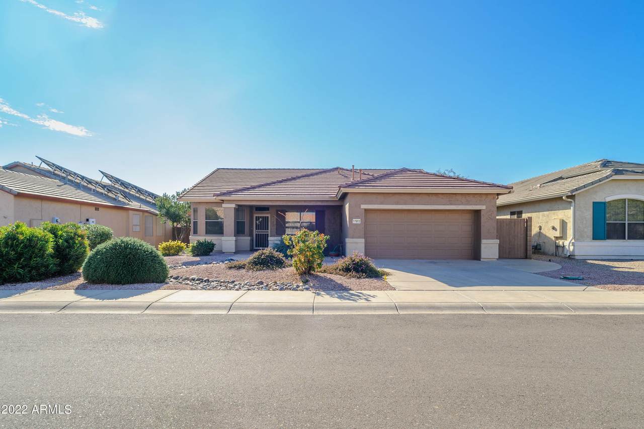 17963 Ryans Way - Photo 1