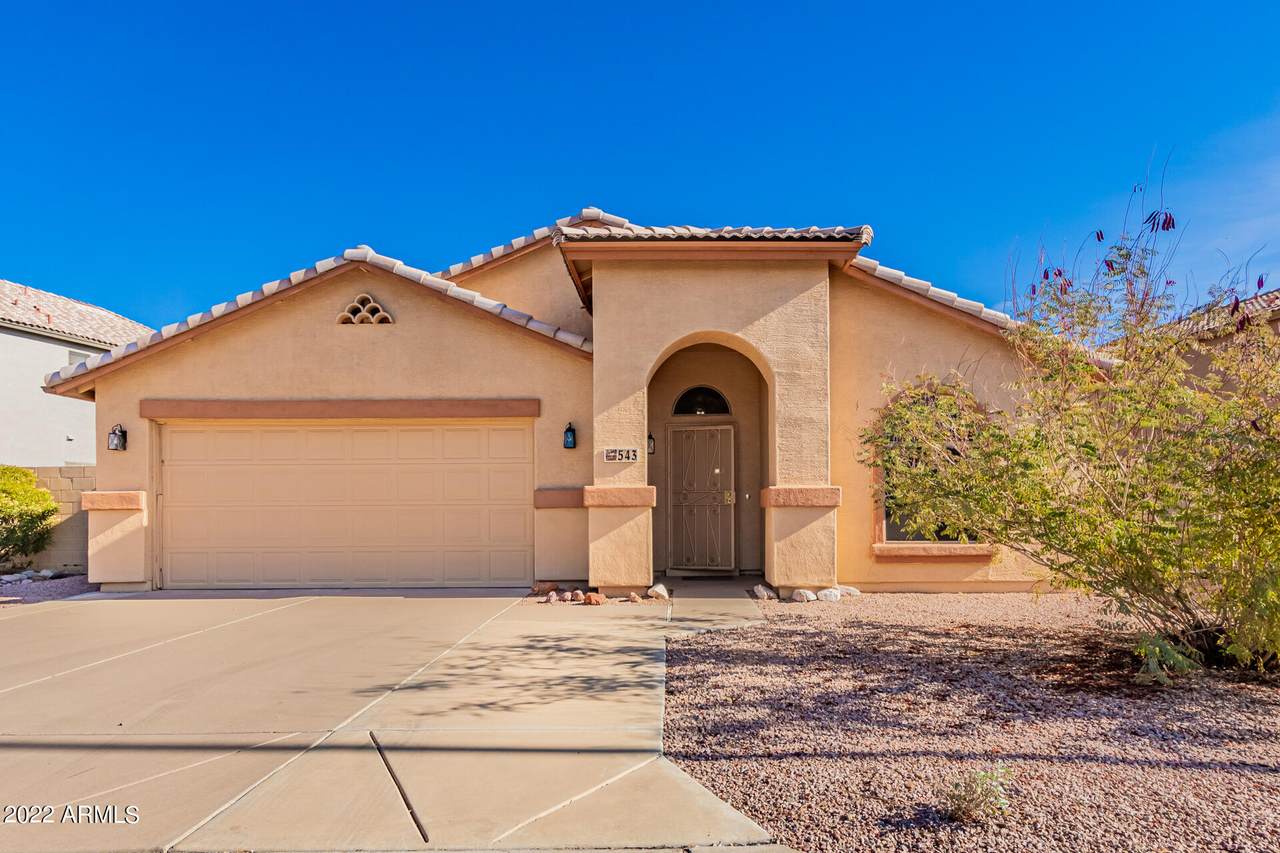 543 Wildrose - Photo 1