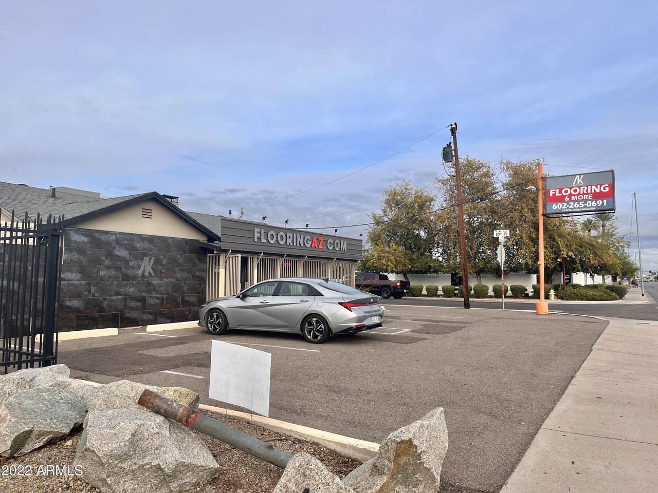 1018 Indian School Road - Photo 1