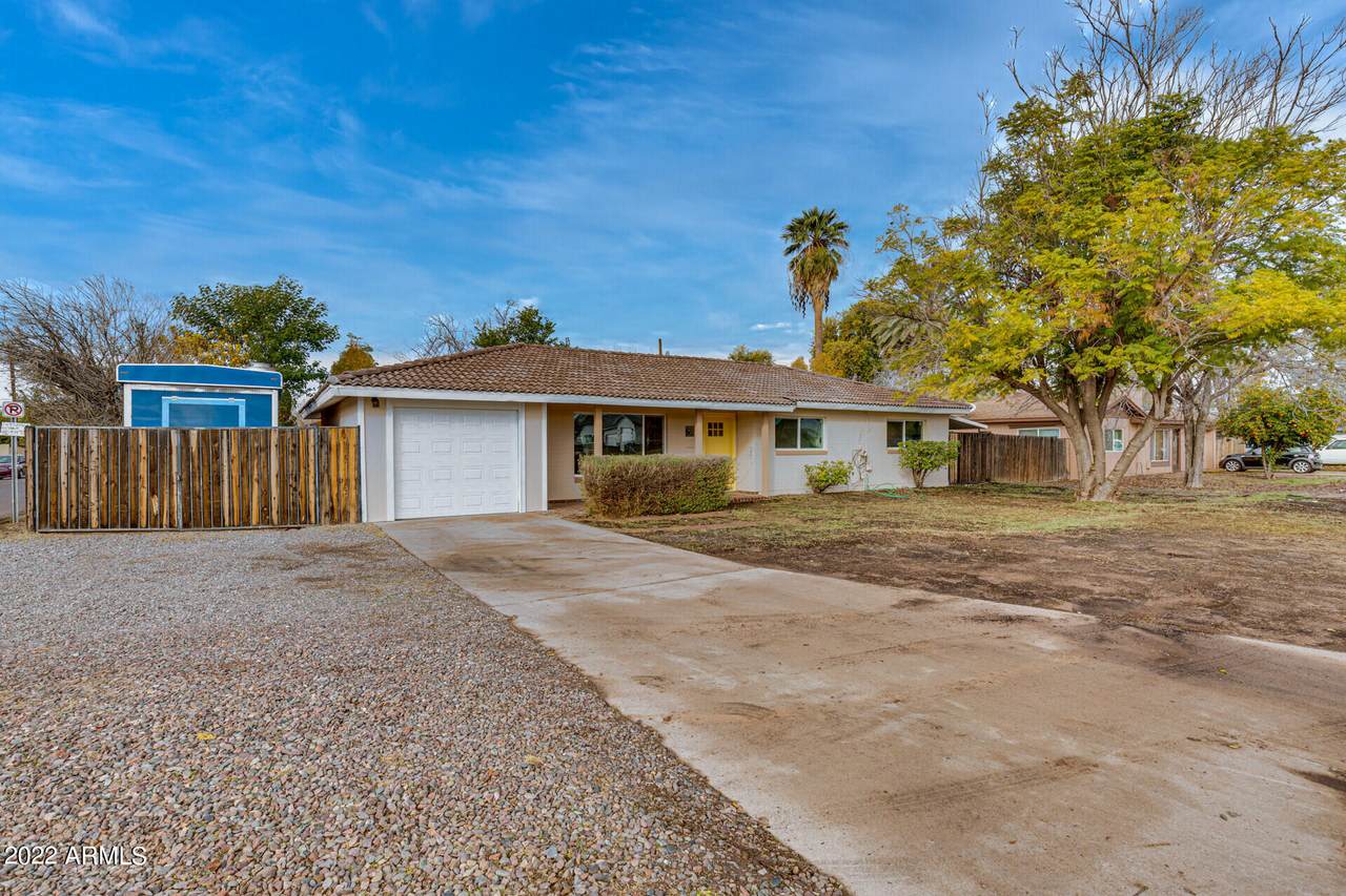 2002 40th Street - Photo 1