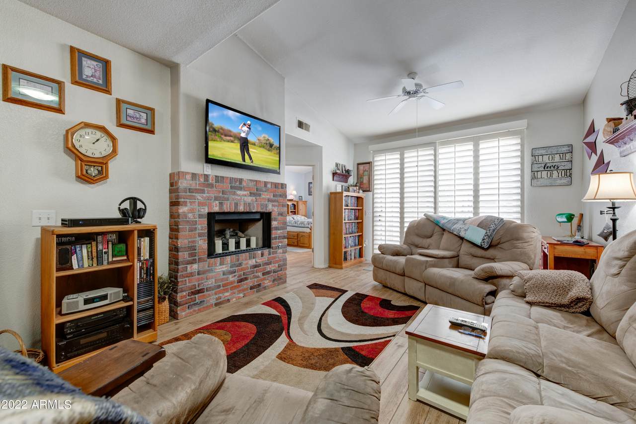 2929 Yorkshire Drive - Photo 1